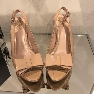 Blush nude bow heels